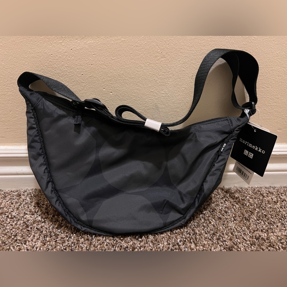 Uniqlo Printed Round Mini Shoulder Bag Marimekko